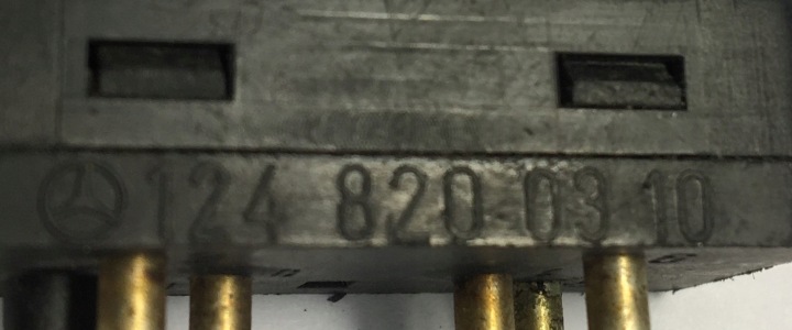 BOUTON COMMUTATEUR CHAUFFAGE SIÈGES MERCEDES W124 1248200310