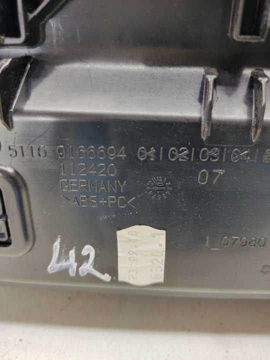 BMW 5 F10 F11 2010 BOÎTE À GANTS 9166694