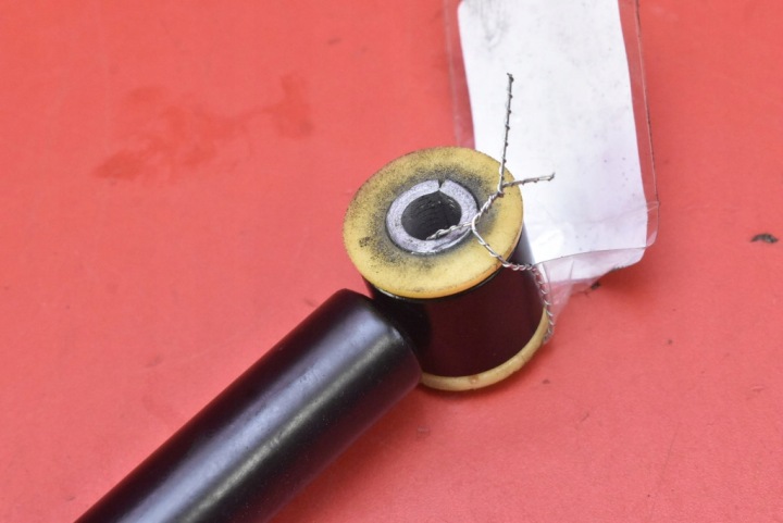 OGRANICZ PORTES DROIT AVANT A2217200016 MERCEDES S-KLASA W221 05-09