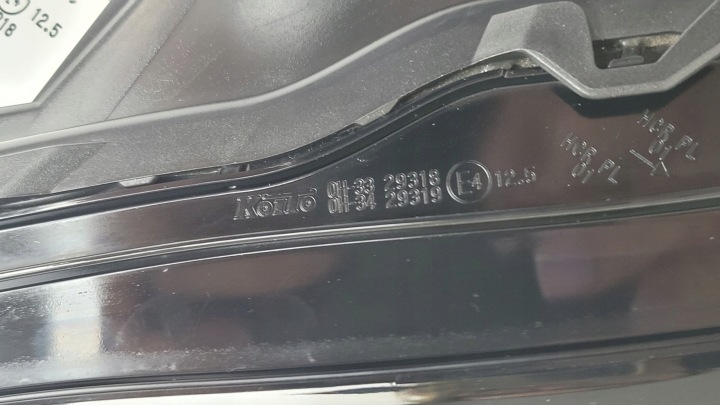 PHARE GAUCHE AVANT TOYOTA AYGO X 2022- COMPLET LED KOITO OH-33