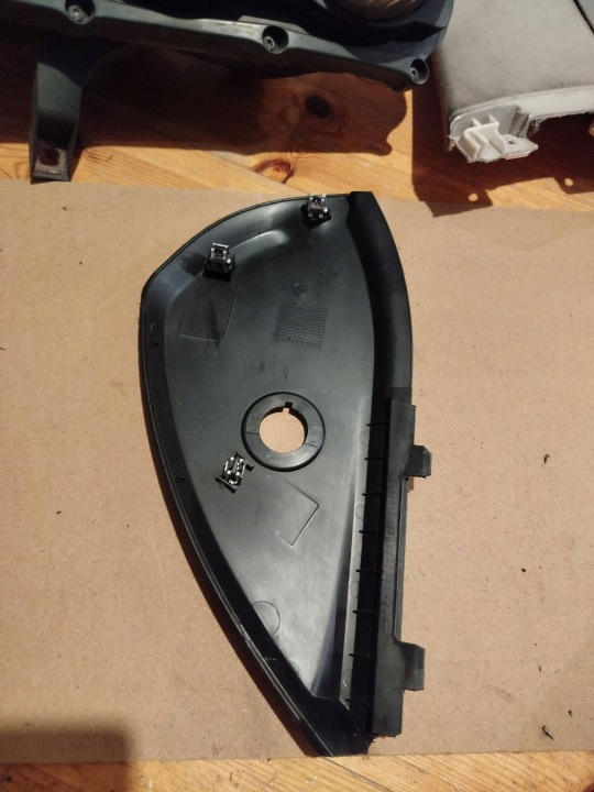 ZASLAPKA LATÉRALE TABLEAU DE BORD INSTRUMENTATION ALFA ROMEO 159 LS380820