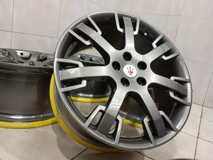 MASERATI GRANTURISMO M145 ALLOY WHEEL 238210 10.5J X20 R20