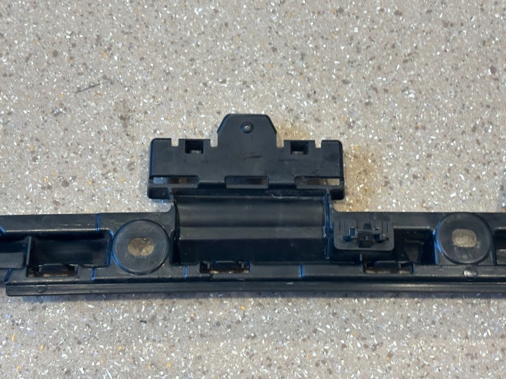 RENFORCEMENT SEUIL DROITE CÔTÉ BMW 4 G22 G23 G24 G26 7497384