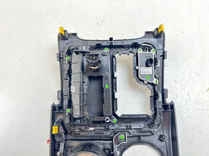 2017 RENAULT TALISMAN CHÂSSIS LEVIER DE VITESSES 684308048R