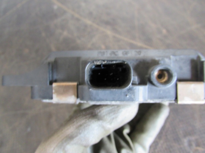 RADAR CAPTEUR DISTANCE PEUGEOT 3008 I 09-13R 9673046780