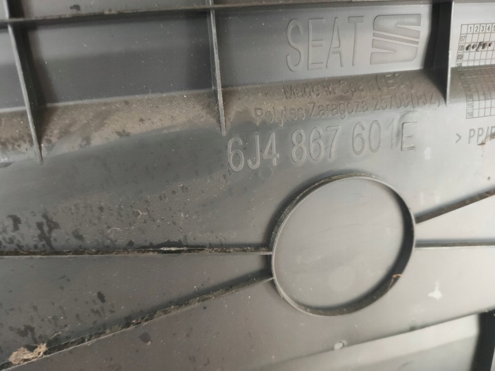 PROTECTION ARRIÈRE COUVERCLES DE COFFRE SEAT IBIZA IV 5D 6J4867601E