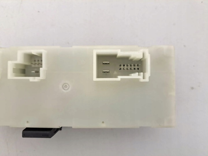 MODULE COUVERCLES DE COFFRE COUVERCLES DE COFFRE BMW X4 G02 5A19DB2