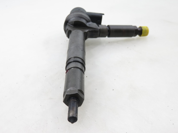 INJECTEUR OPEL ASTRA III H 1.7 CDTI 0445110174