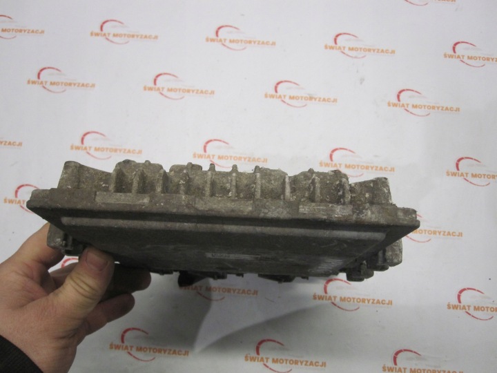 NISSAN JUKE I F15 1.5 DCI 14R ORDINATEUR MOTEUR 237101KB4A S180153133