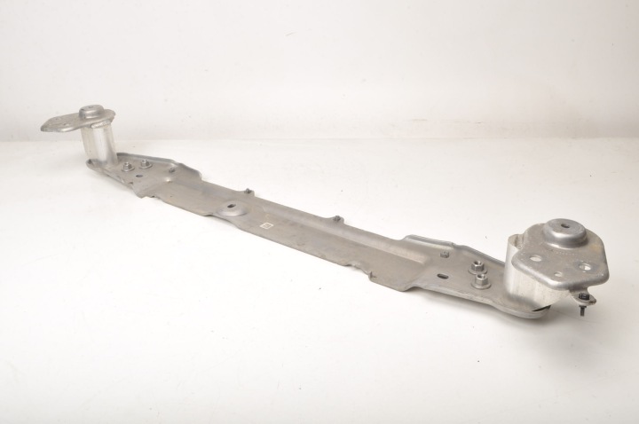 BMW I4 G26 POUTRE FIXATION 9884696 6895227