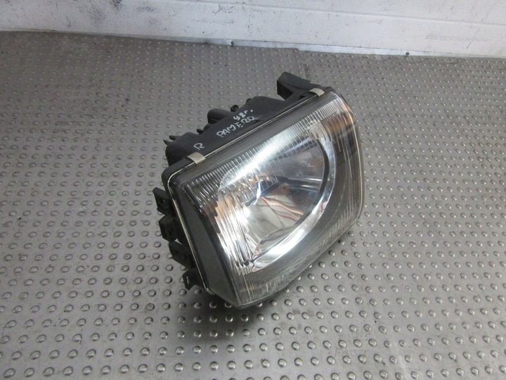 MITSUBISHI PAJERO II 1998 FARO PARTE DELANTERA EUROPA 