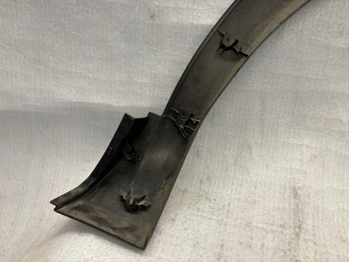 MOULURE GARDE-BOUE DROIT ARRIÈRE CITROEN C5 AIRCORSS