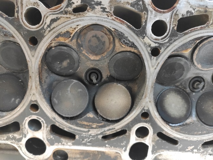 CULASSE PISTONS AUDI VW SKODA SEAT 1.8 20V APT ADR ARG AGN APG
