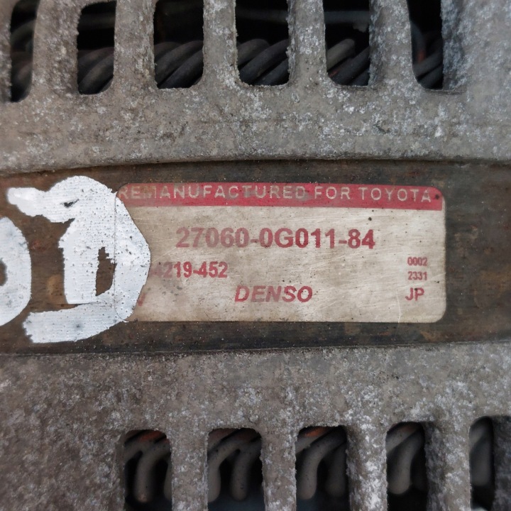 TOYOTA AVENSIS T25 2,0D ALTERNATEUR DENSO 27060-0G011-84