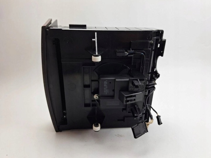 CHANGEUR CD/DVD MERCEDES-BENZ C W203 A2116800552