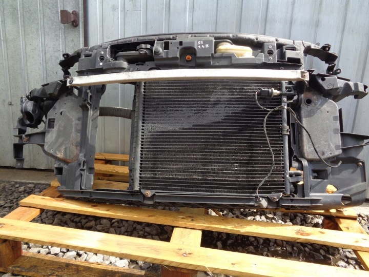 COURROIE AVANT AVANT RENFORCEMENT RADIATEURS AUDI A2 1.4 ESSENCE 1999- 8Z0805594