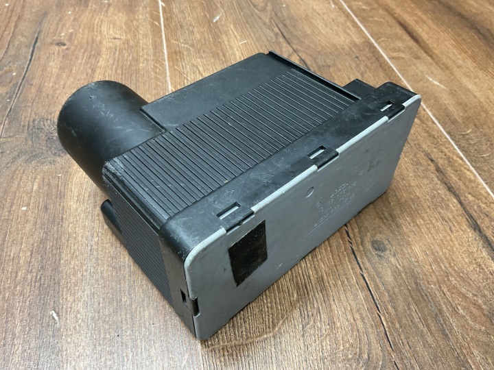 POMPE CENTRAL SERRURE MERCEDES W208 W202 2028001548