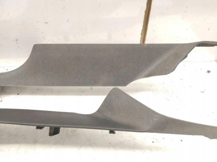 AVANT DROITE MOULURE DÉCORATIVE SEUIL AUDI A3 SPORTBACK (8PA) 8P3853906A