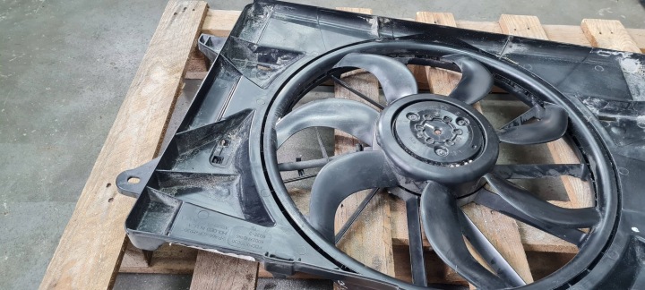 CHRYSLER PACIFICA 2022 CHÂSSIS VENTILATEUR VENTILATEUR MOPAR 3.6 68217321AC