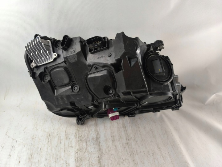 MERCEDES AVEC W223 2020-2024 GAUCHE PHARE AVANT COMPLET LED EUROPE