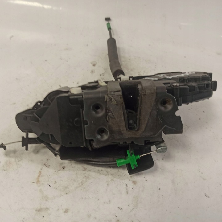 LAND ROVER EVOQUE SERRURE DE PORTE GAUCHE ARRIÈRE 8X2A-26413-AD