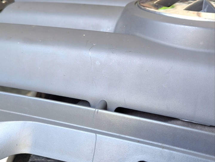 CALANDRE RADIATEUR VOLKSWAGEN CRAFTER 2010 2E0853653