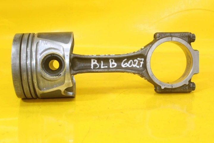 PISTON BIELLE BIELLE AUDI A4 B7 VW SEAT SKODA 2.0 TDI 16V BLB 7901J 038J