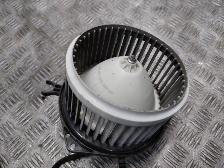 VENTILATEUR VENTILATEUR CONDUIT D'AIR RÉSISTANCE RENAULT LAGUNA III 8400004