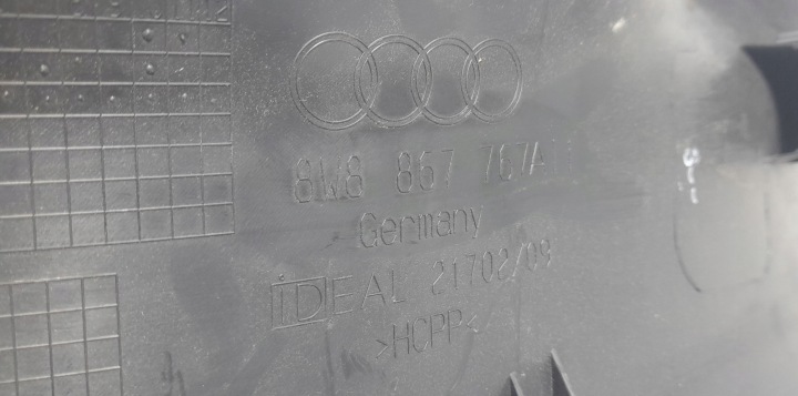 AUDI OE 8W8867767A