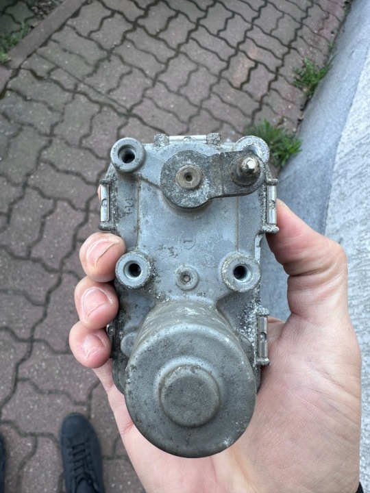 MERCEDES B CLASSE W245 GUIDE CONTRÔLEUR TURBOCOMPRESSEURS TURBO A6409060000