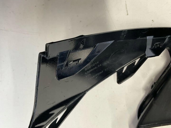 GRILLE PARE-CHOCS AVANT BMW X3/X-3 G01 DROITE 600.