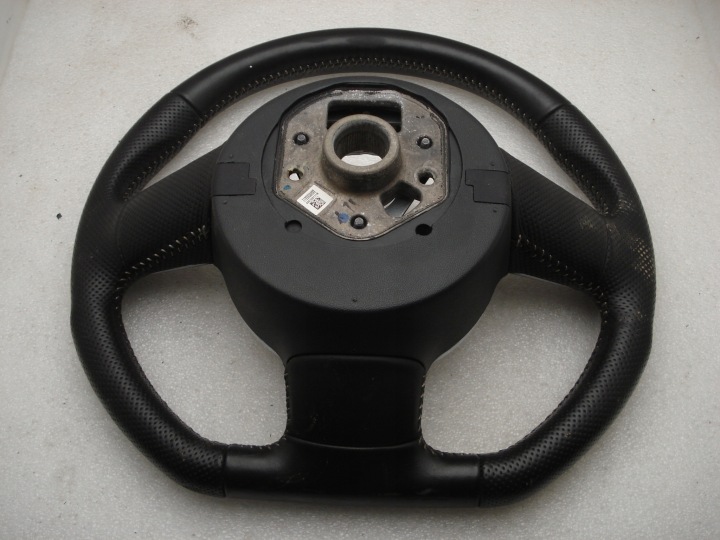 VOLANT SCIETA CUIR MULTI AUDI A3 8P LIFT S-LINE 8J0419091G