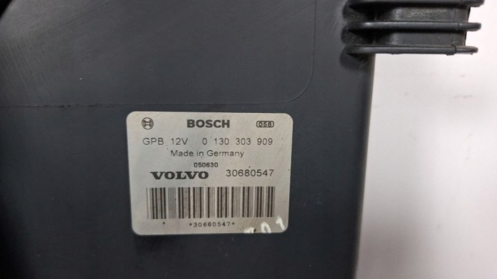 VENTILATEUR RADIATEUR VOLVO S80 0130303909