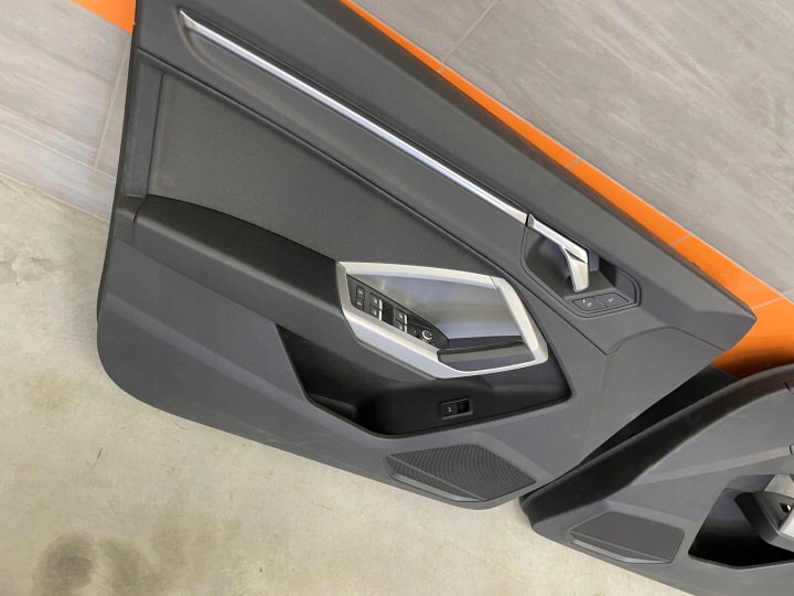 COLLECTEUR GARNITURE PORTES AVANT ARRIÈRE GAUCHE DROIT Q3 83A SPORTBACK MATÉRIAU LED
