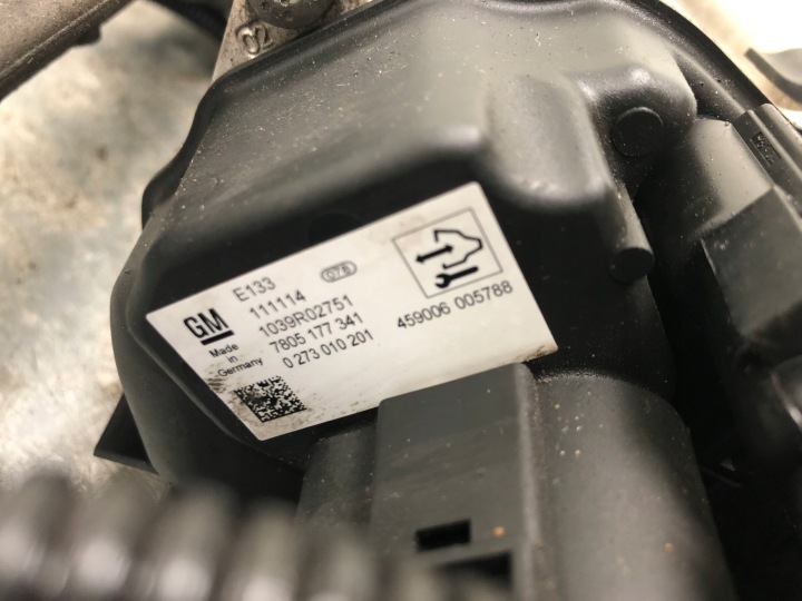 CRÉMAILLÈRE DE DIRECTION OPEL ZAFIRA C 7817974104 7805177341