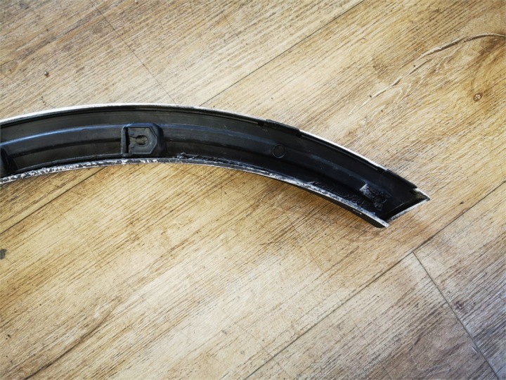 FORD KUGA MK2 ST LINE 12-16 MOULURE GARDE-BOUE DROITE SUR AILE DROIT ARRIÈRE