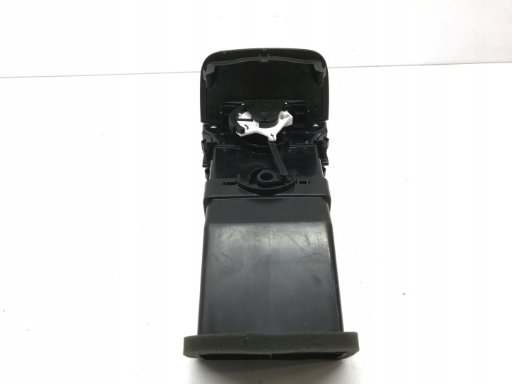 AUDI A3 8V 12-18 GRILLE CONDUIT D'AIR TUNNELS ARRIÈRE ARRIÈRE 8V0857042