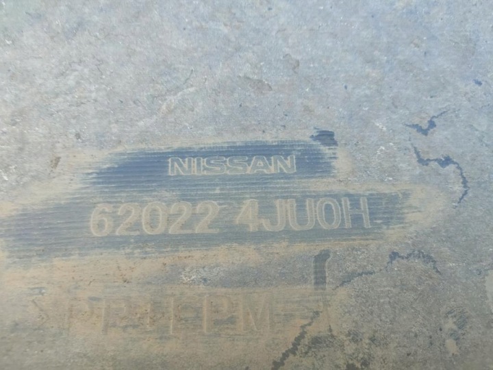 PARE-CHOCS AVANT NISSAN NAVARA IV