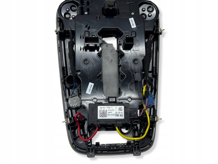 AUDI A3 8Y4 HAYON 5D AMPOULE PLAFONNIERS 5Q0951177A