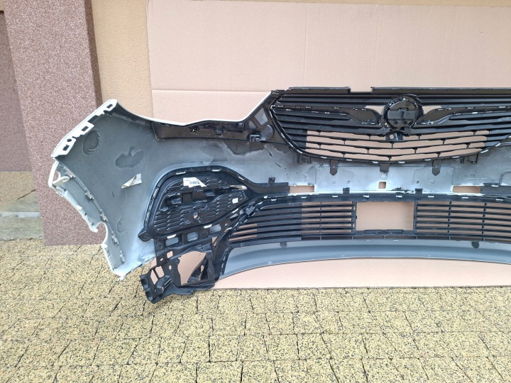 PARE-CHOCS GRILLE CALANDRE OPEL GRANDLAND X