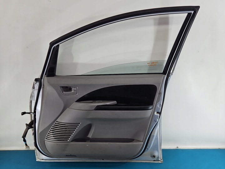 PORTES AVANT DROIT PASSAGER MITSUBISHI GRANDIS ARGENTÉ A19