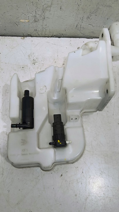 RÉSERVOIR LAVE-GLACES AUDI A3 8Y SKODA OCTAVIA IV