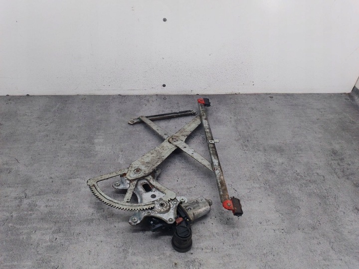 ÉLÉVATEUR VITRES DROIT AVANT TOYOTA AVENSIS VERSO 85710-42080 062040-1150