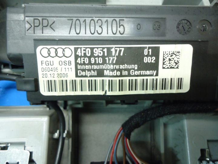 AUDI A6 C6 AMPOULE RÉTROÉCLAIRAGE PLAFONNIERS 4F0947135BP 4F0951177