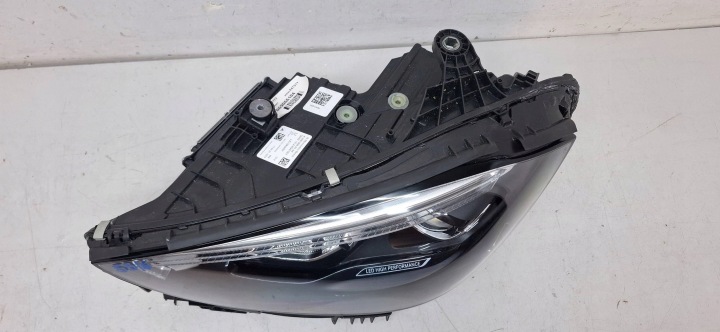 MERCEDES C CLASSE W206 PHARE PROJECTEUR AVANT AVANT GAUCHE
