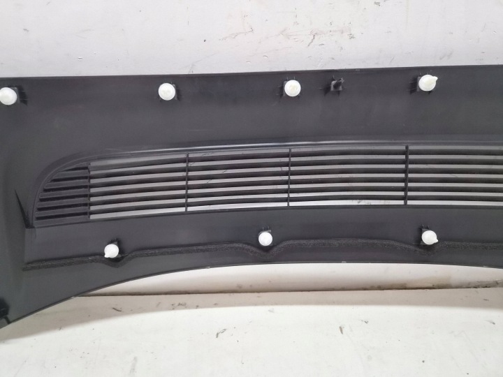 DOUBLURE DE PASSAGE DE ROUE TESLA Y JUNIPER 25- ORIGINALE 1930438-01-D
