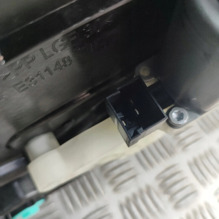 PETIT MOTEUR VITRES 4K0959881 AUDI A8