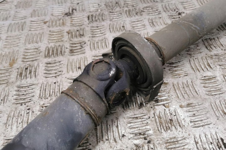 ARBRE DE TRANSMISSION VOLVO XC60 8689886 2.4L DIESEL 2004