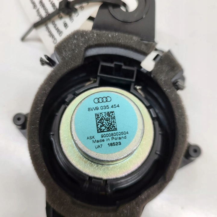 AUDI OE 8W9035454