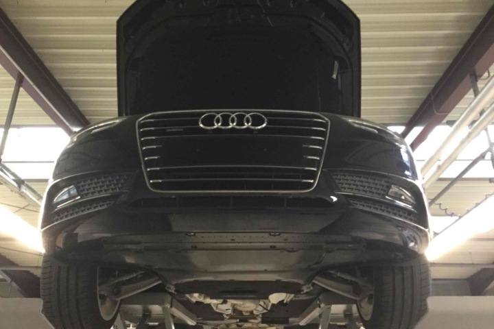 AUDI A4 8K A5 CHÂSSIS TRAVERSE 8K0399315G AVANT POUTRE SUSPENSIONS AVANT DROITE